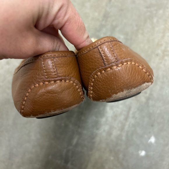 Michael Kors Tan Leather Loafers with Gold Logo - Picture 3 of 5